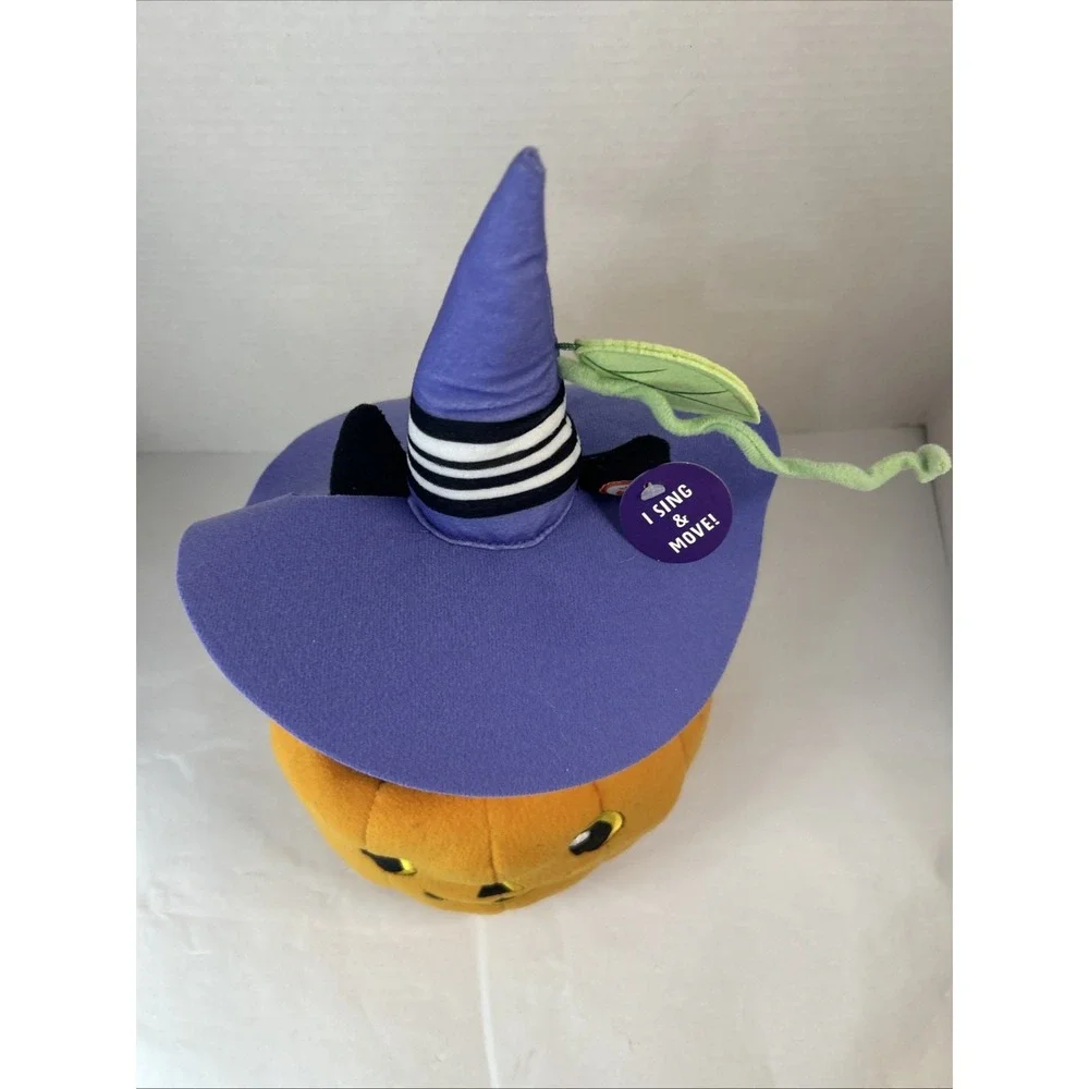 Hallmark PEEK A BOO CAT Sound & Motion Plush Halloween Black Cat Pumpkin Read